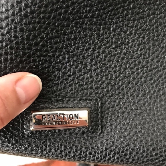 KENNETH Cole large purse shoulder bag. Black. - Picture 4 of 9